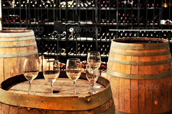 PhotoDune Wine Glasses And Barrels 184138