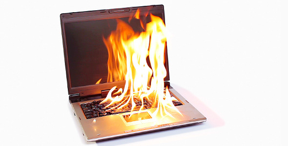 burning-notebook-computer-portable-fire_p.jpg