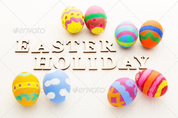 Pattern easter egg with wooden text (Misc) Photo Download